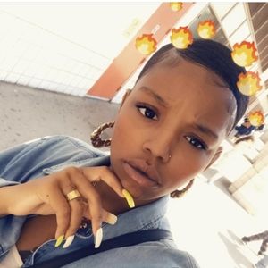 Meet your Posher, Tanner